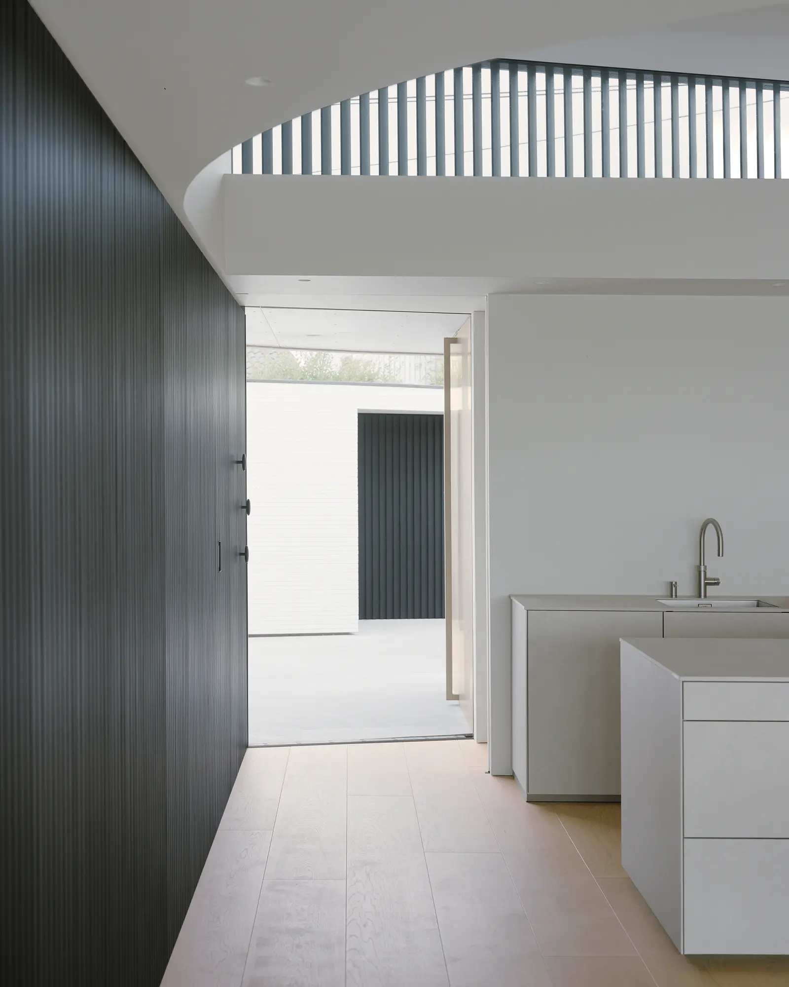 BH 13, Lillesand, Norge: Venuro pocket skyvedører, Reynaers Masterline 8 og Vitrocsa (bilde 16 av 16)