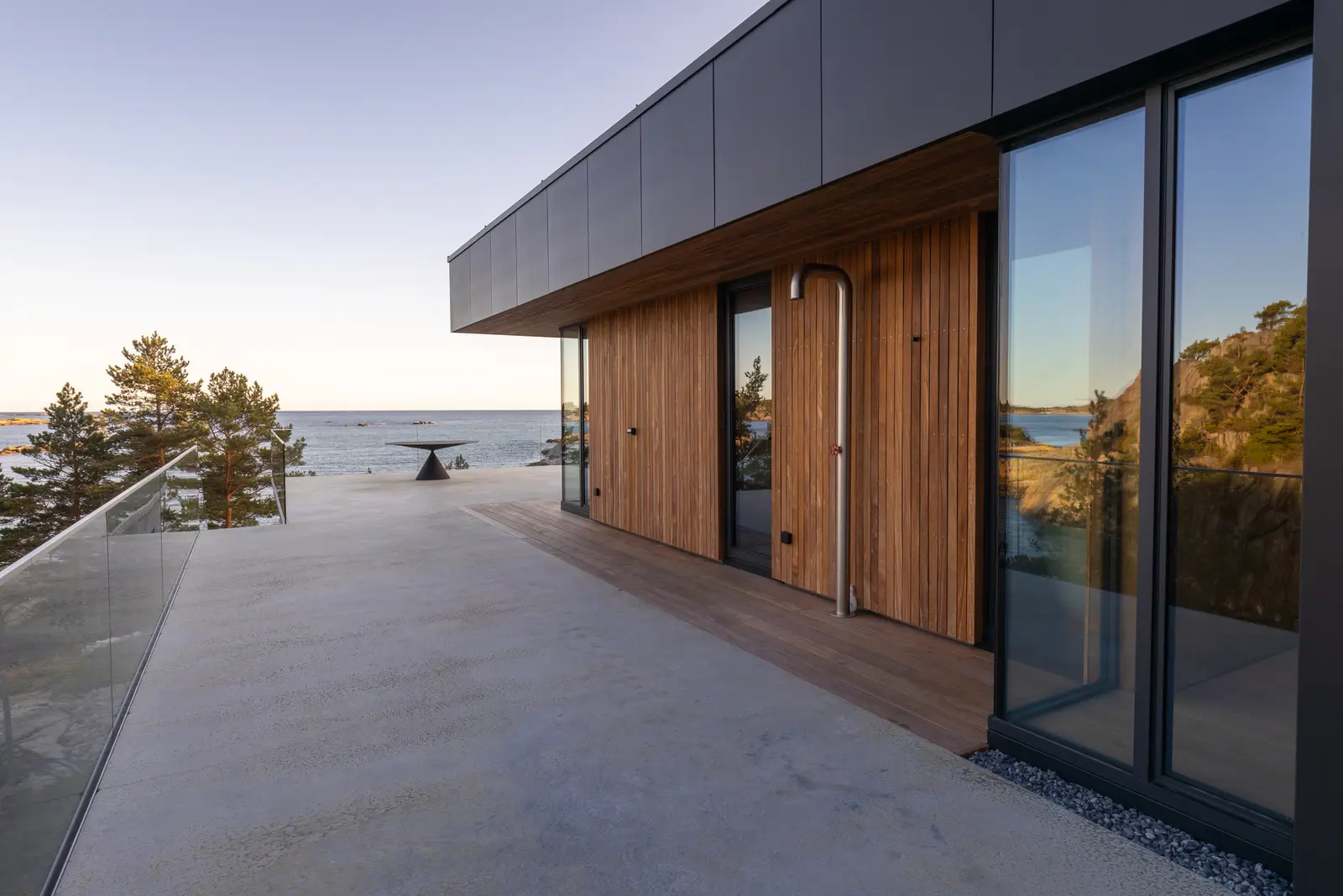 Espeviga, Lillesand, Norge — Reynaers CW 50, Slimline 38 og CP 150 (bilde 1 av 7)