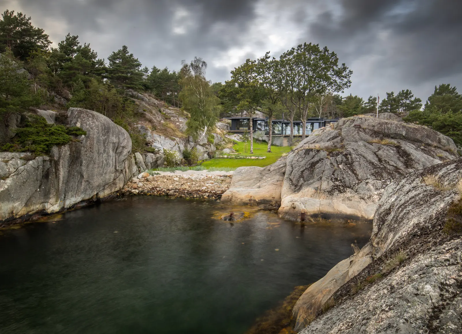 Furøya, Lillesand, Norge — Reynaers Hi-Finity, CF 68 og Slimline 38 (bilde 1 av 12)