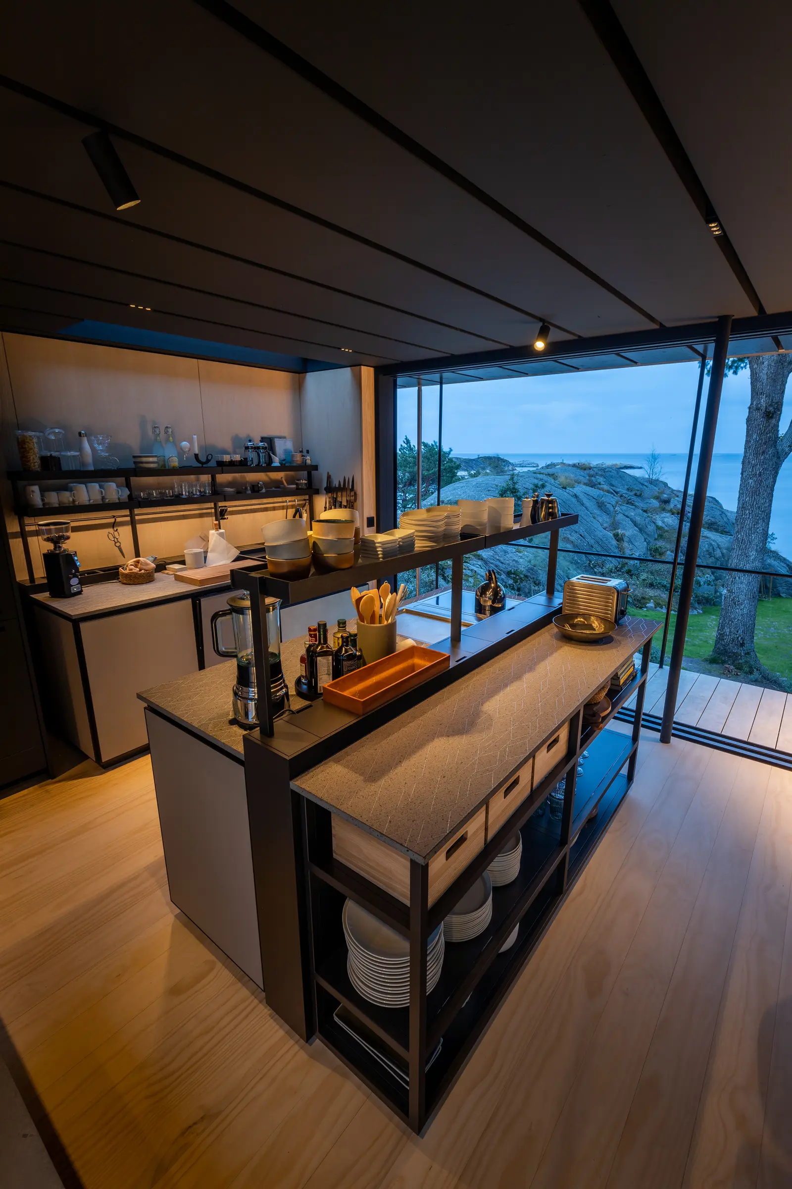 Furøya, Lillesand, Norge — Reynaers Hi-Finity, CF 68 og Slimline 38 (bilde 10 av 12)