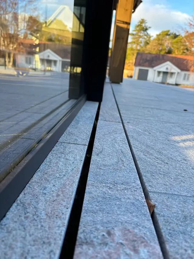 M77, Færder, Norge — Vitrocsa TH 32 med invisible frame (bilde 3 av 4)