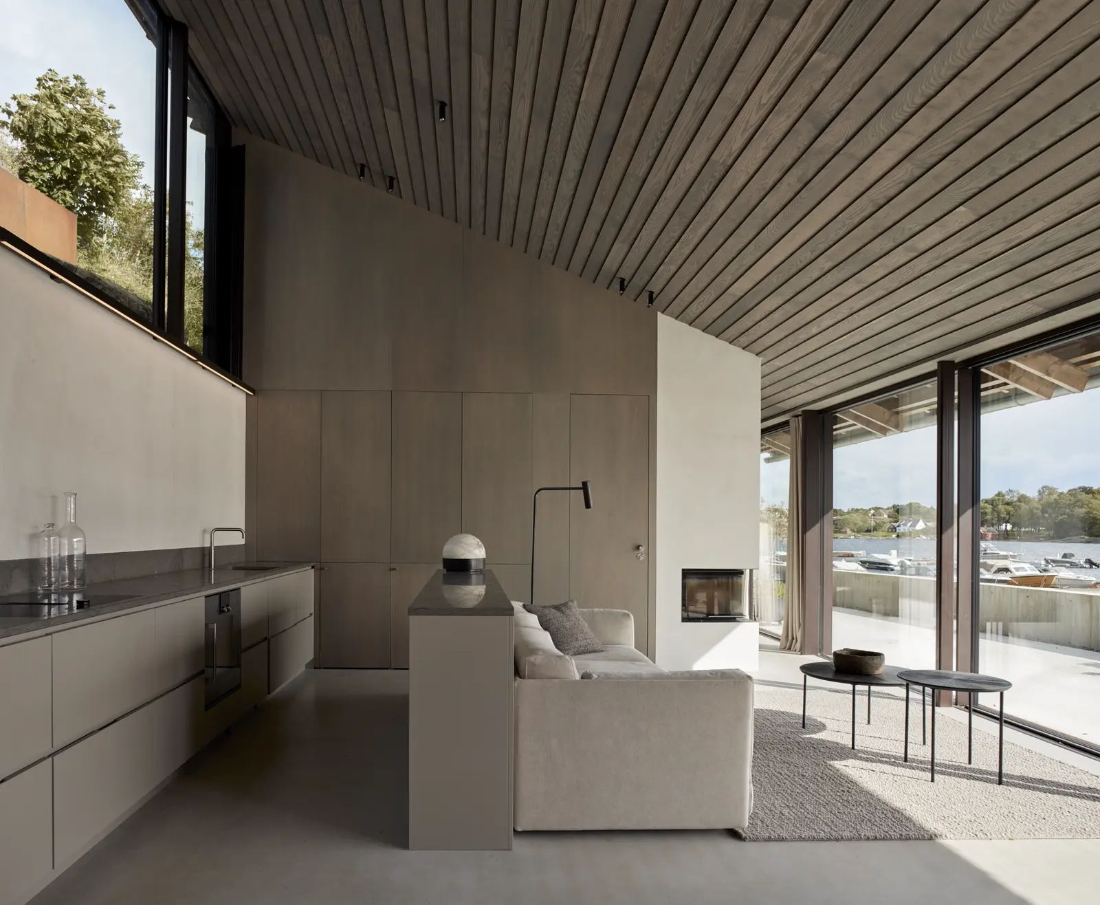 N38, Nøtterøy, Norge — Vitrocsa V56 (bilde 2 av 6)